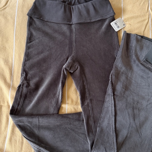 Free People FP movement wide leg flare pull on pants charcoal NWT size XS - Picture 5 of 10